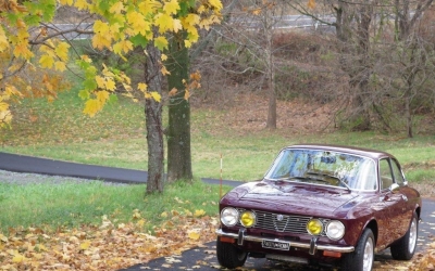1974 Alfa Romeo Guilia 2000 GT