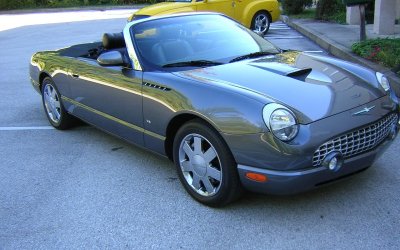 2003 Ford Thunderbird