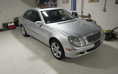 2005 Mercedes E350